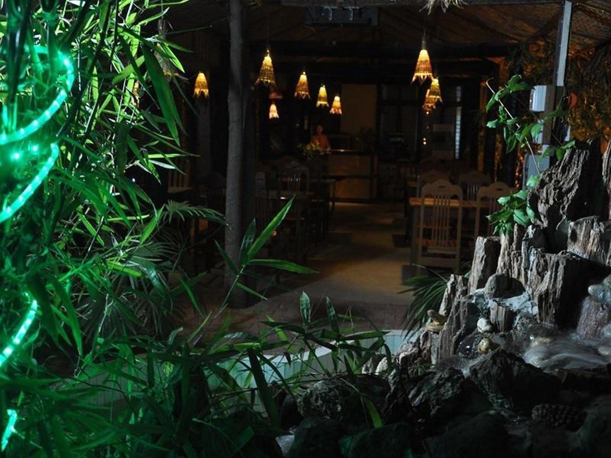 Green Land Motel Bagan Eksteriør billede